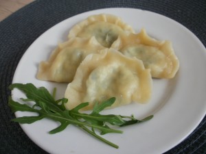 pierogi ze szpinakiem i serem białym