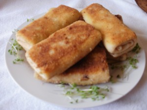 krokiety z jajkami i szczypiorkiem