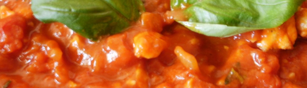 makaron z sosem pomidorowo-kurczakowym