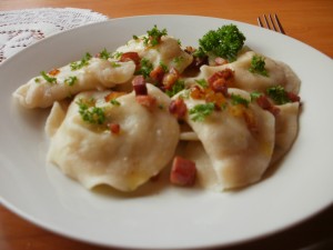 pierogi z ziemniakami i bryndzą