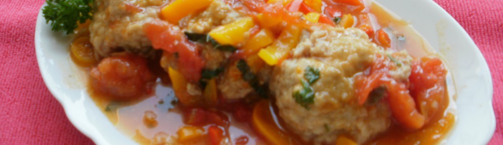 pulpety w sosie pomidorowo-paprykowym