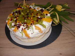 tort bezowy Zimowa Pavlowa 