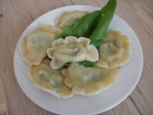 pierogi ze szpinakiem i serem feta