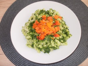 makaron-z-pesto-i-papryką