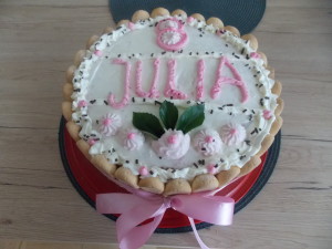 tort truskawkowy z galaretką - Juli 