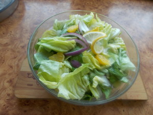 salata zielona z pomarańczami