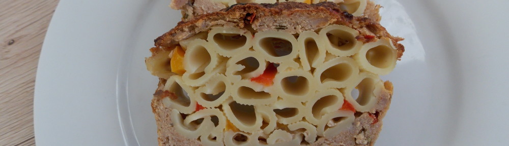pieczeń z mięsa mielonego z makaronem